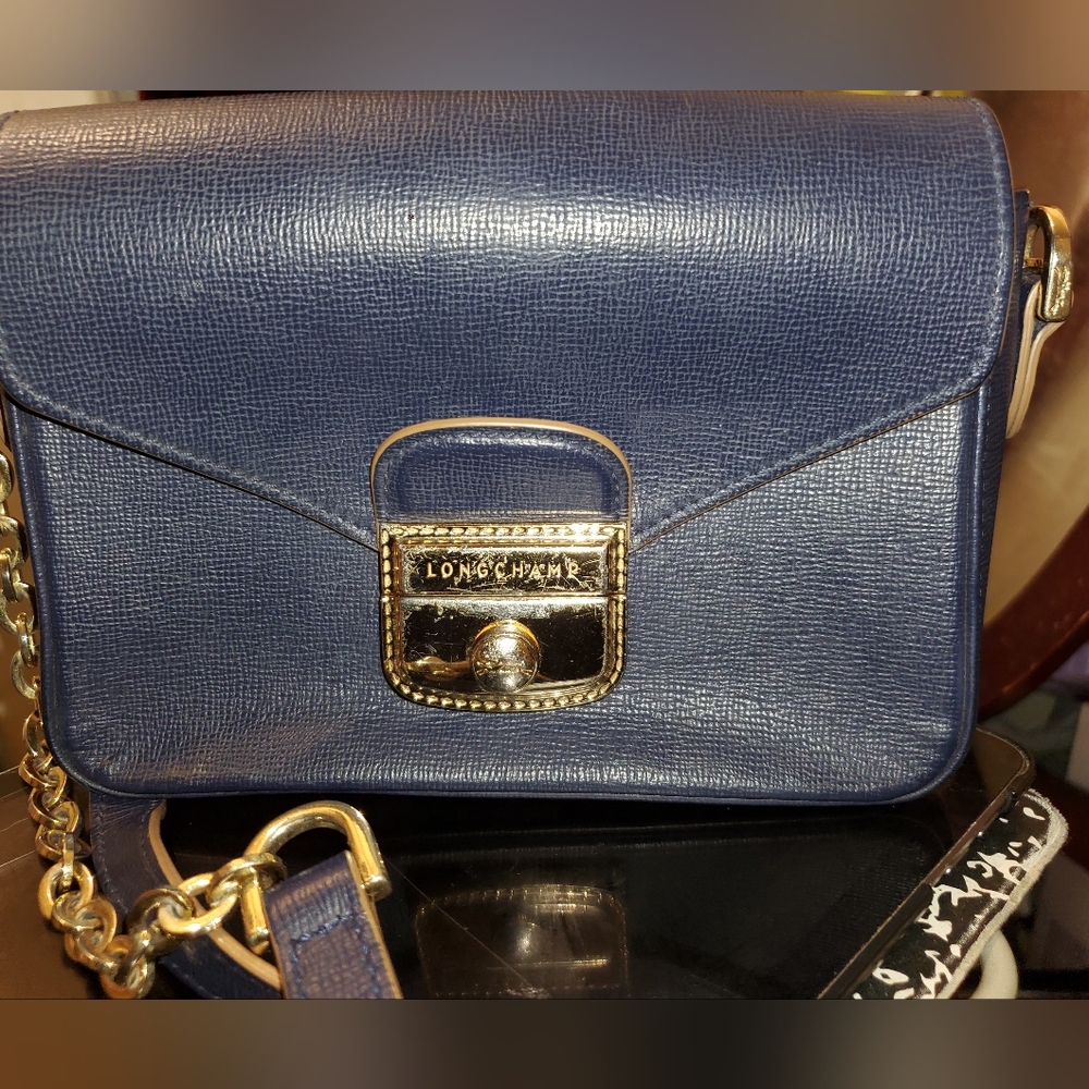 SOLD!! Longchamp Navy Blue Leather Crossbody Bag